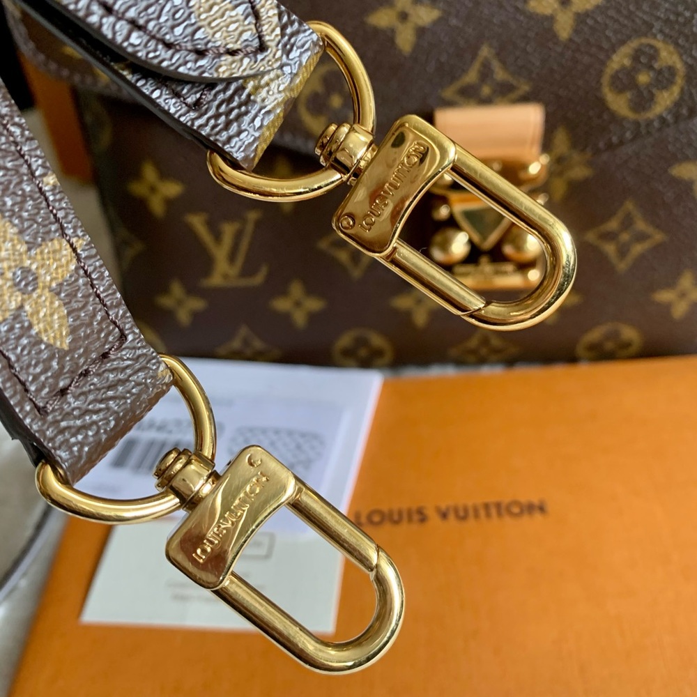 ‼️sold‼️Louis Vuitton Pochette Metis - Picture 6 of 16